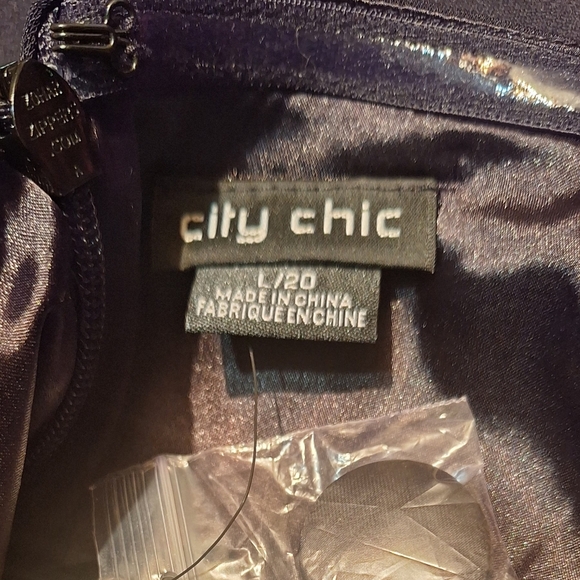 City Chic Women's Off the Shoulder Jumpsuit - Picture 5 of 6